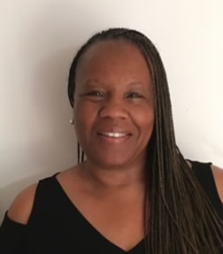 Tetia Terez Henson